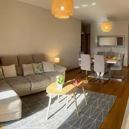 דירה Balcony פונשל